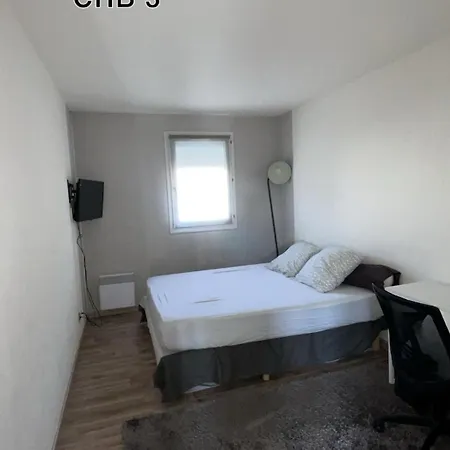 Maison Calme Pour Personne Serieuse Et Propre *